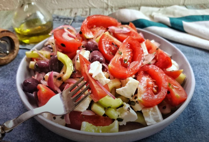 Salada grega